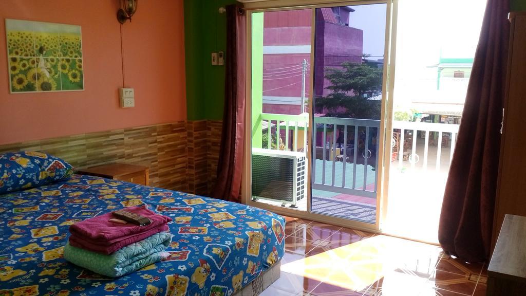 Rueangsrisiri Guesthouse 2 Сукотаи Экстерьер фото